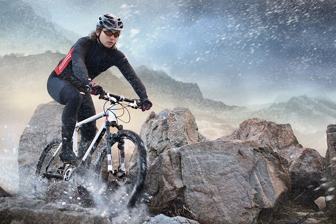 Mountainbiker mit Sportbrille